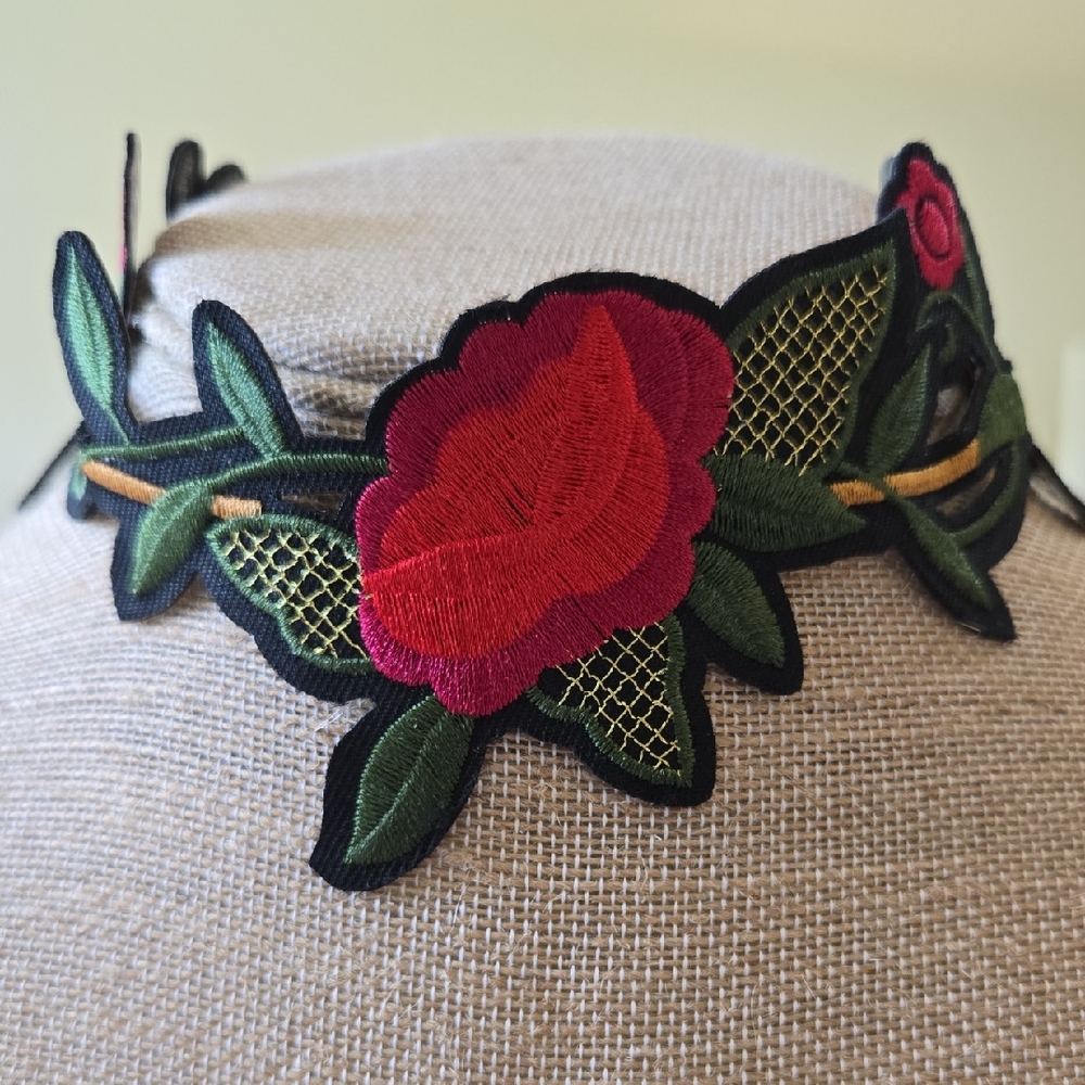 💥CLEARANCE💥 Vintage-style Embroidered Choker Necklace